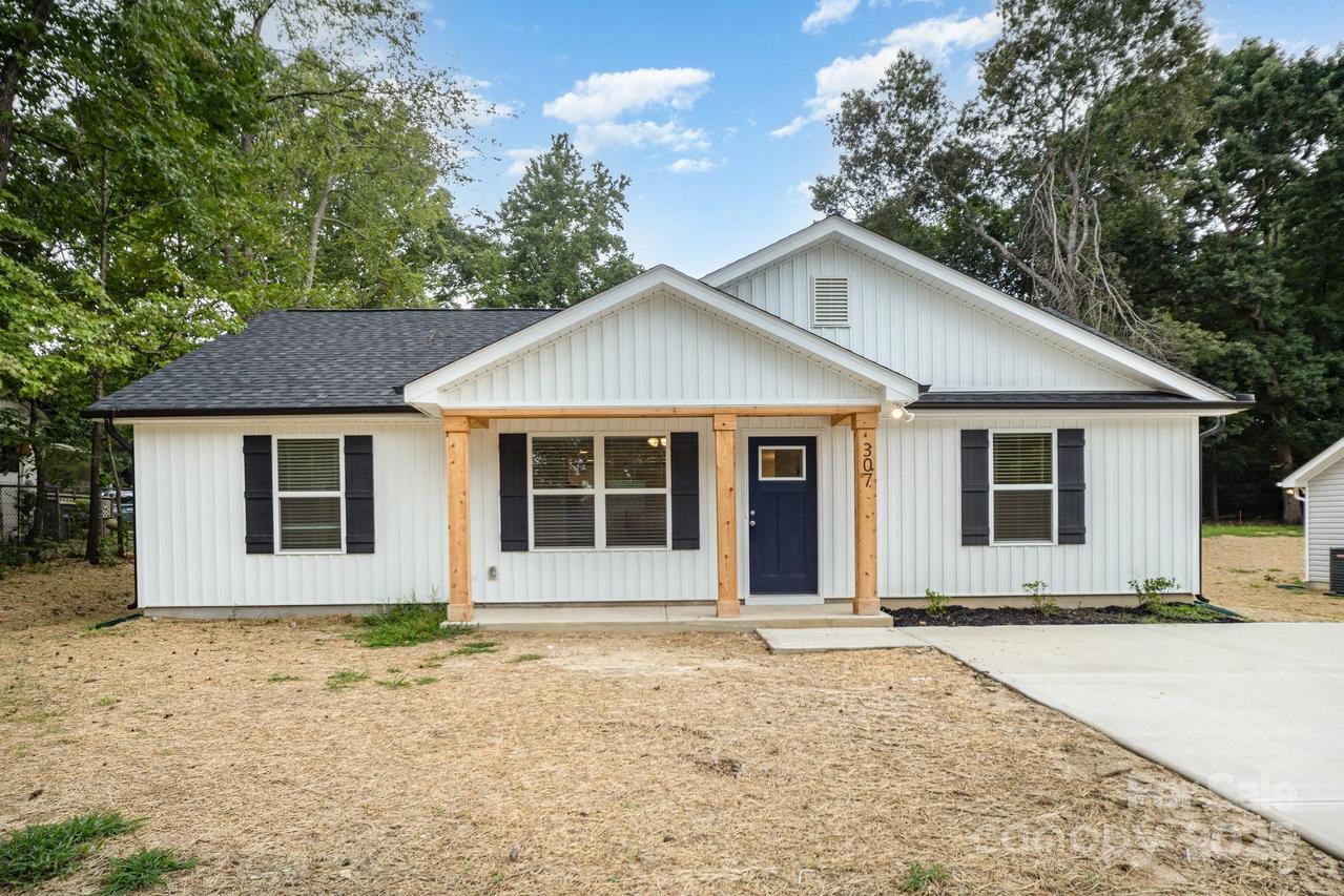 307 Oakdale Ave., Kannapolis, NC 28083