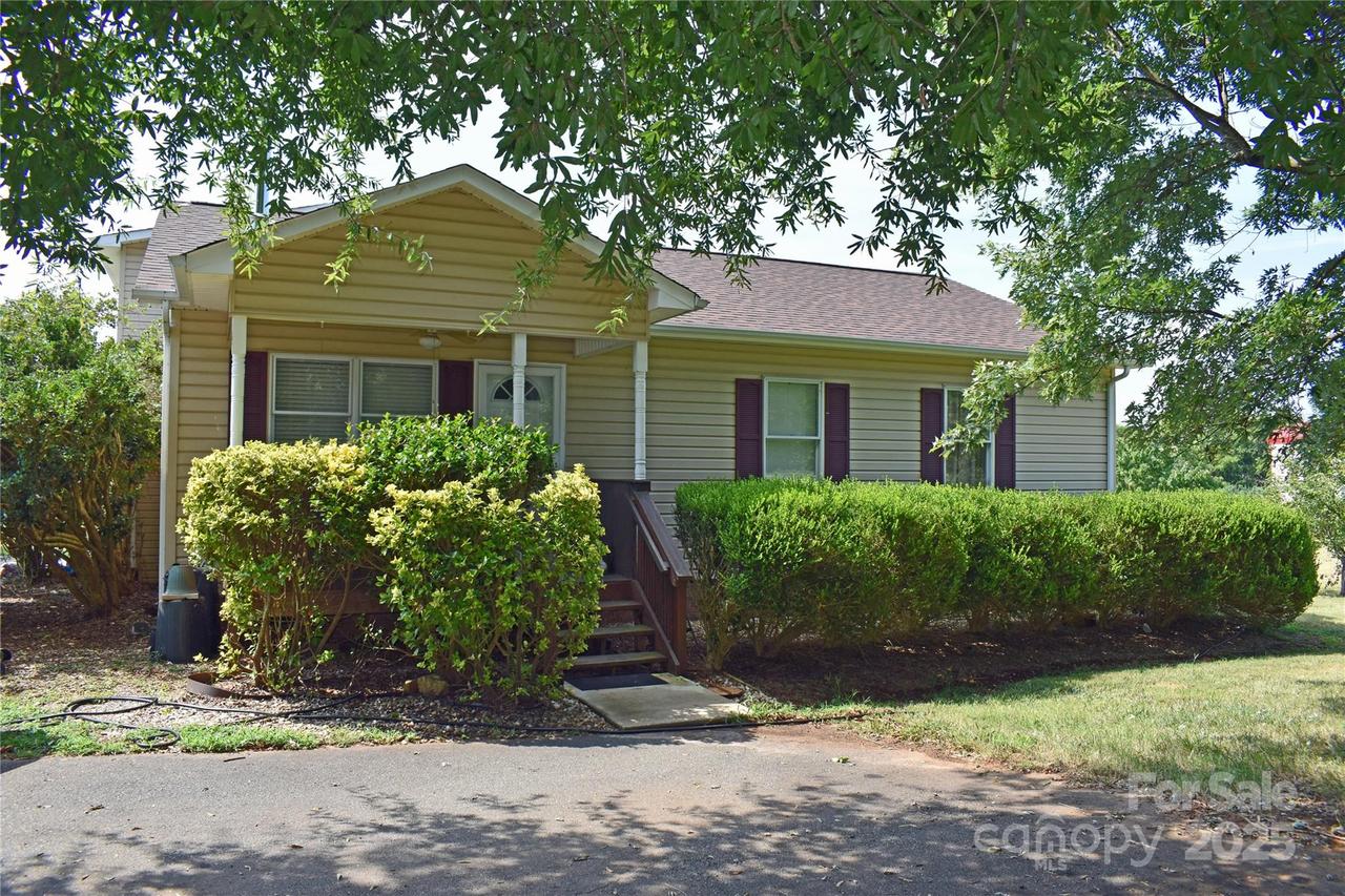 3603 Ritchie Rd., Lincolnton, NC 28092