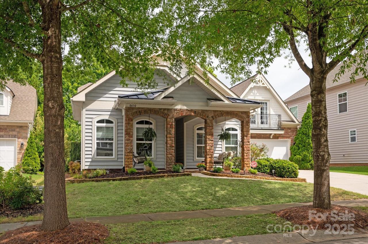 8430 Fairlight Dr., Waxhaw, NC 28173