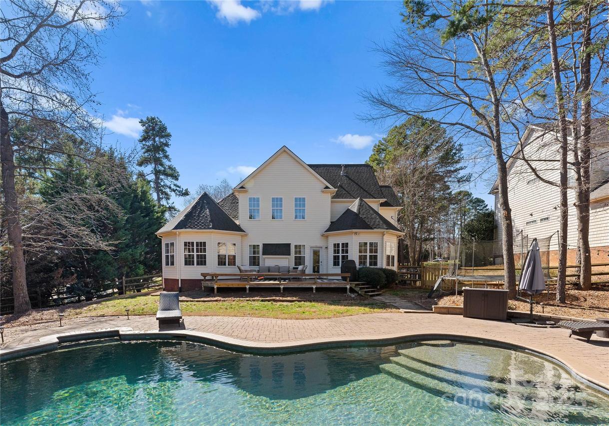 2004 Crismark Dr., Indian Trail, NC 28079
