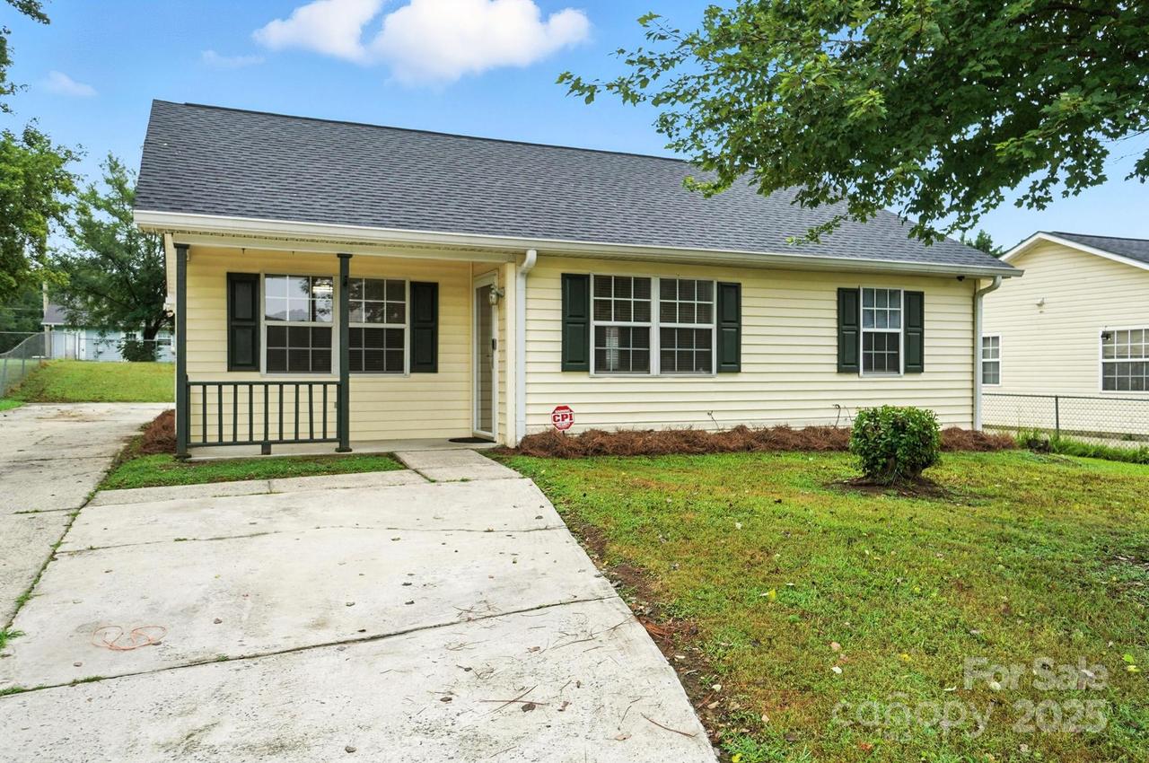 831 Flicker St., Concord, NC 28027