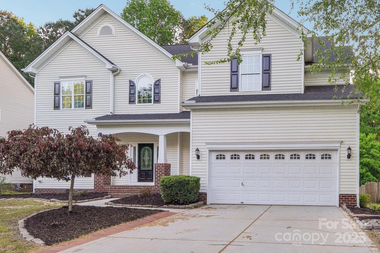 5745 Snapdragon Ln., Huntersville, NC 28078