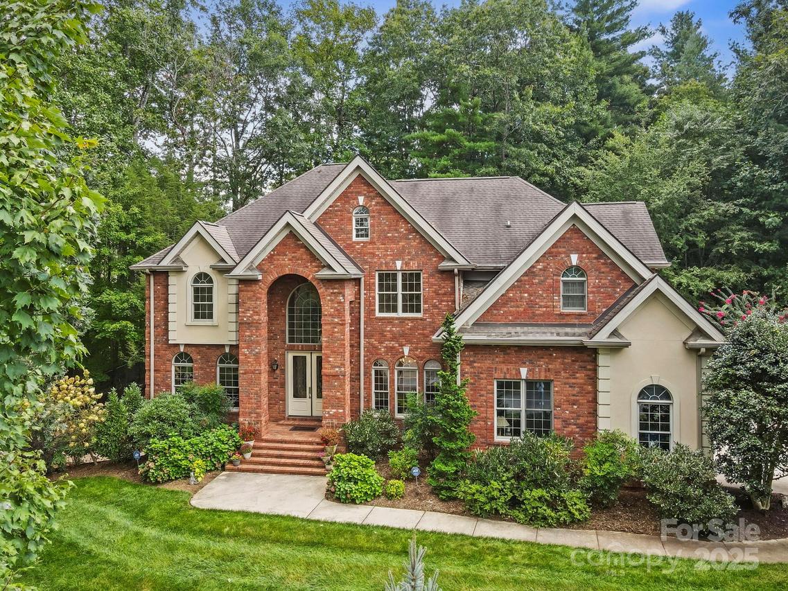 46 Beale Ct., Fletcher, NC 28732