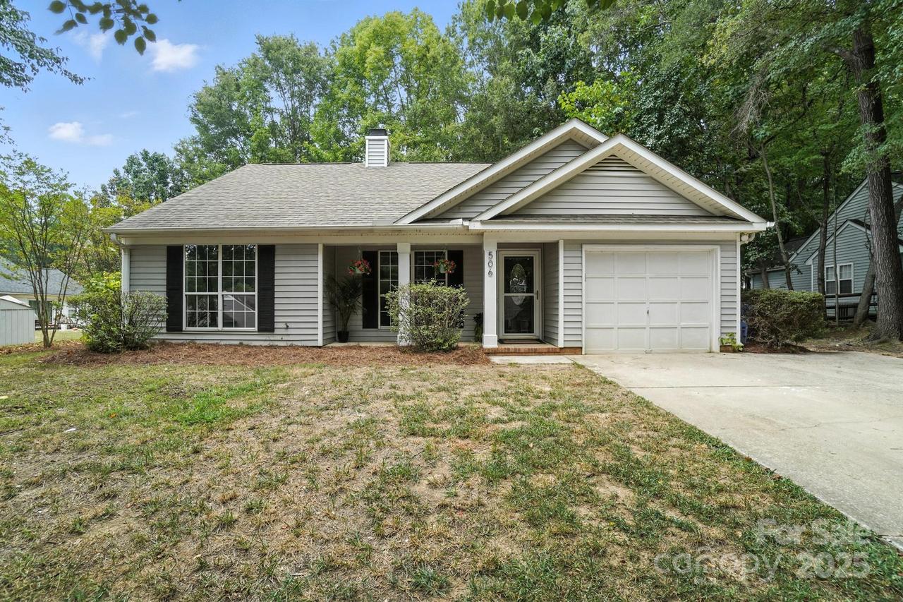 506 Lisa Carol Dr., Mooresville, NC 28115