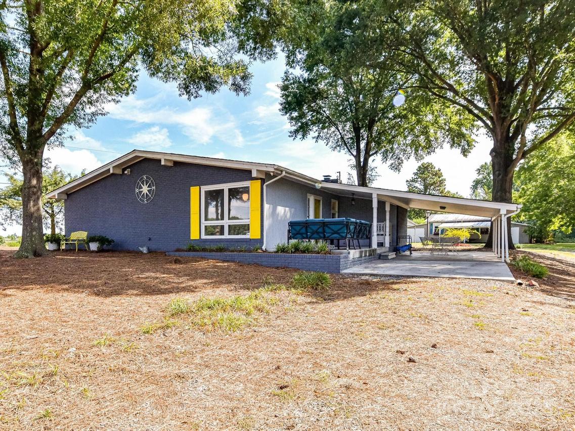 1021 Cyrus Edwards Rd., Monroe, NC 28110