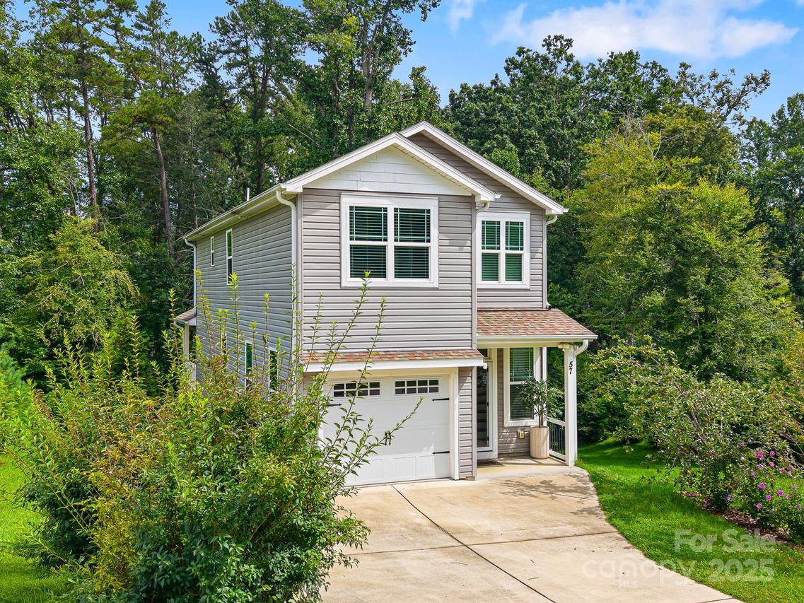 57 Parrot Rd., Candler, NC 28715