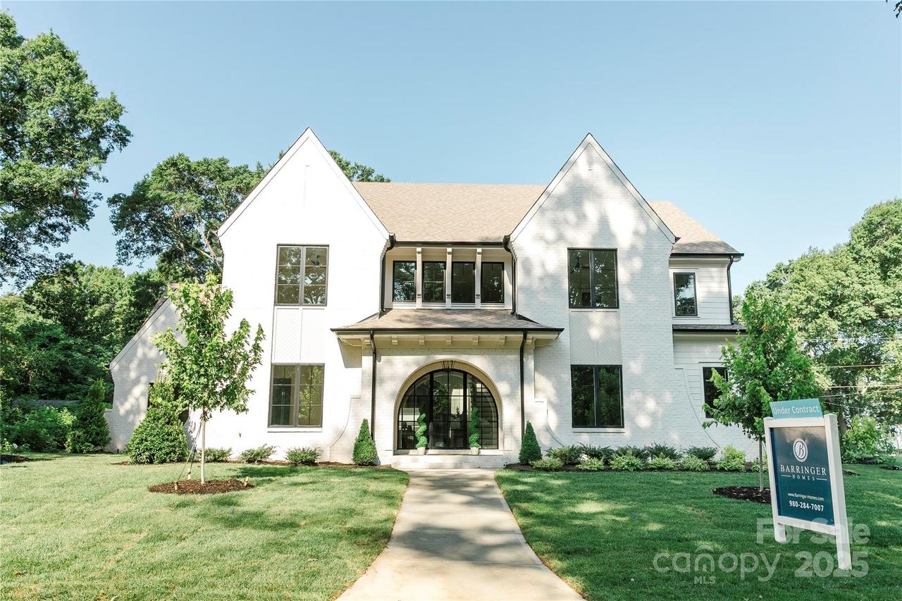 3000 Eastham Ln., Charlotte, NC 28209