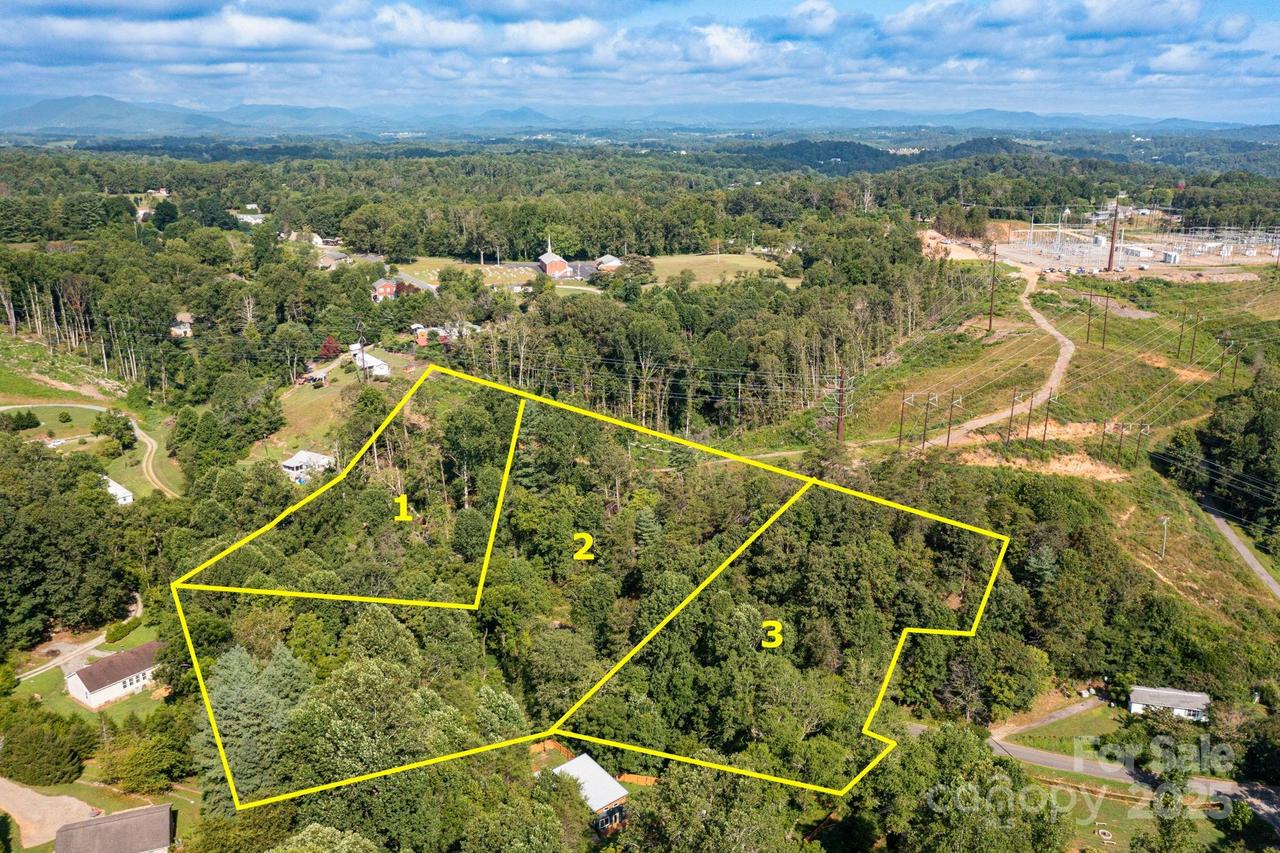 99999 Flynn Branch Rd. #2, Asheville, NC 28804