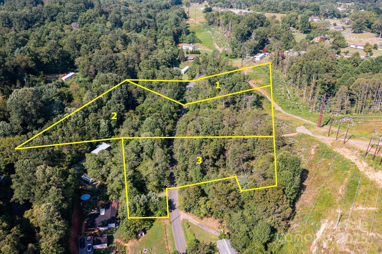 99999 Flynn Branch Rd. #3, Asheville, NC 28804