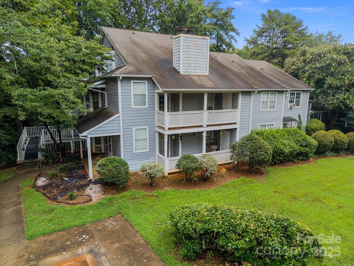 6005 Pinebark Ct., Charlotte, NC 28212