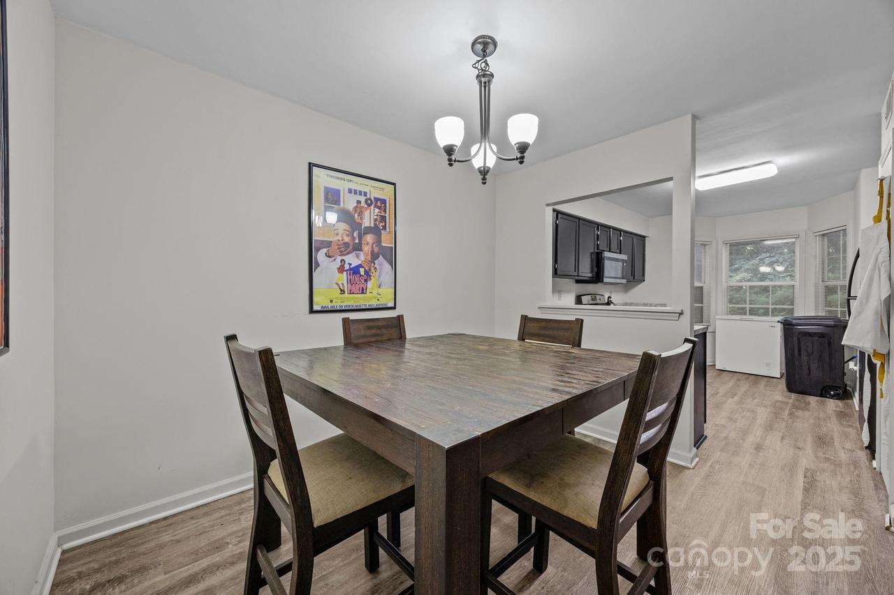 6005 Pinebark Ct., Charlotte, NC 28212