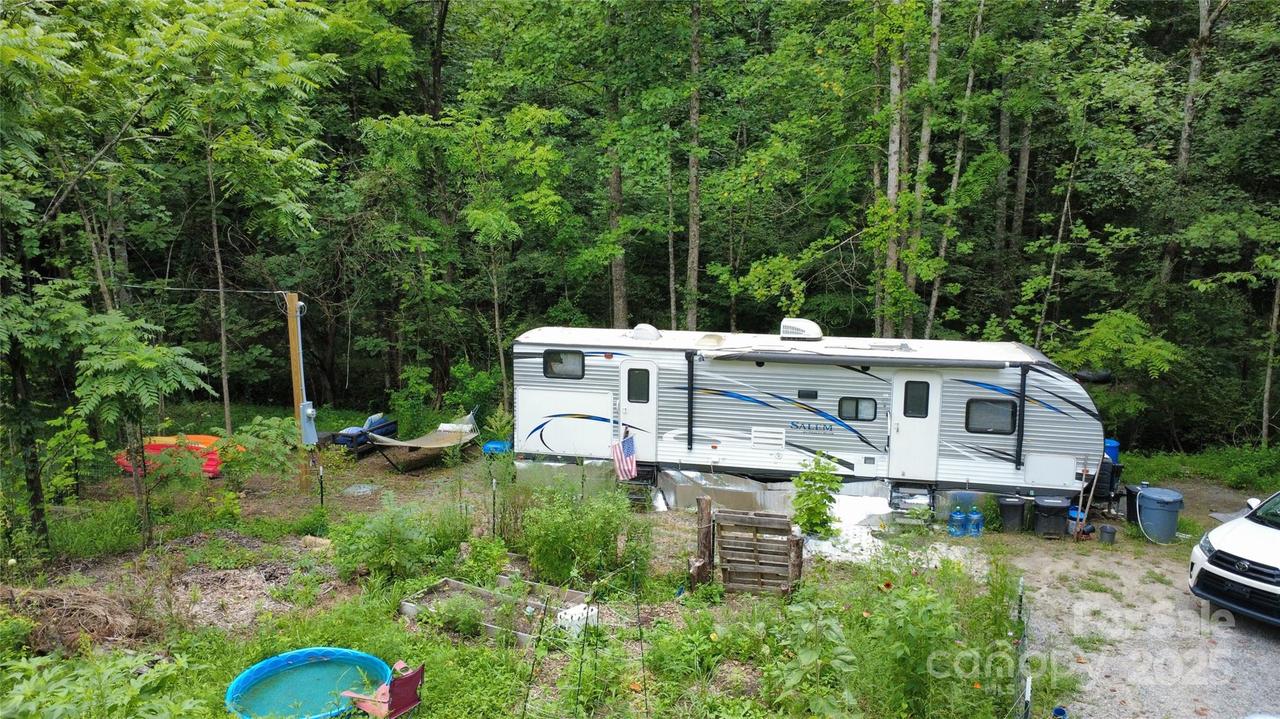 310 Walnut Grove Dr., Nebo, NC 28761