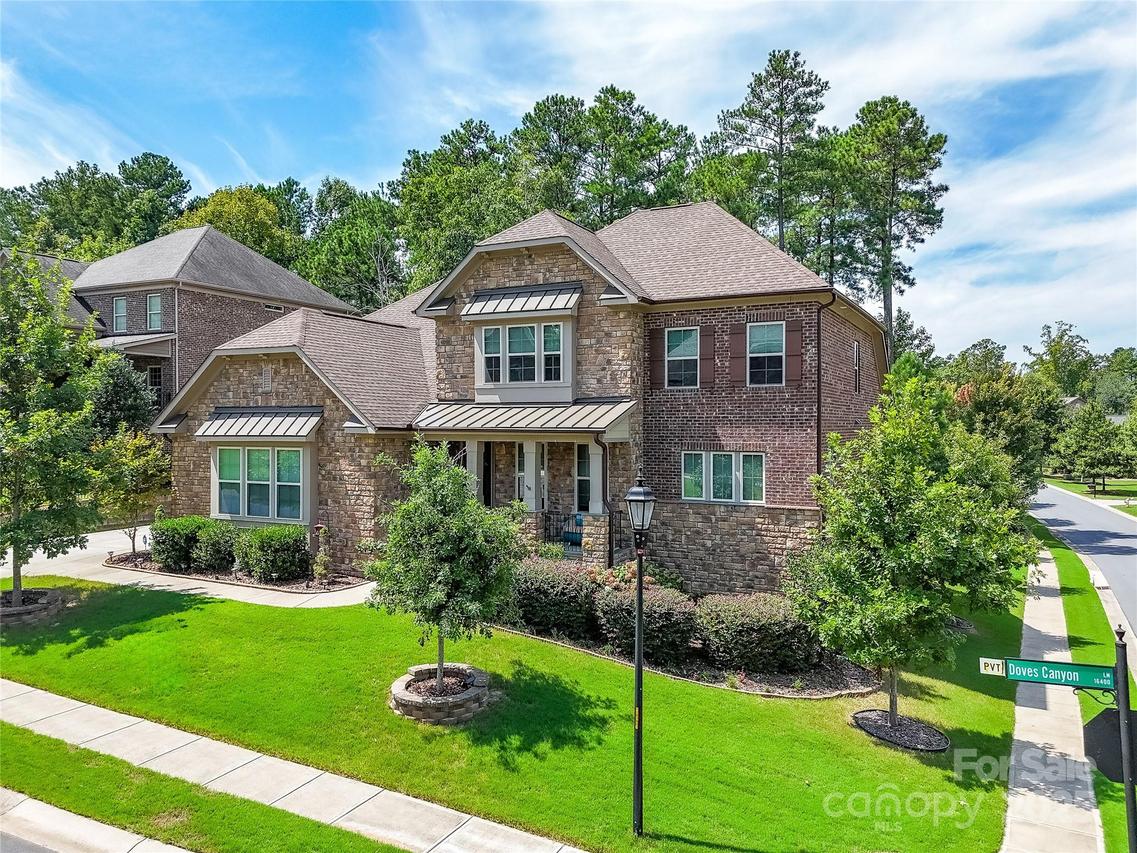 16402 Doves Canyon Ln., Charlotte, NC 28278