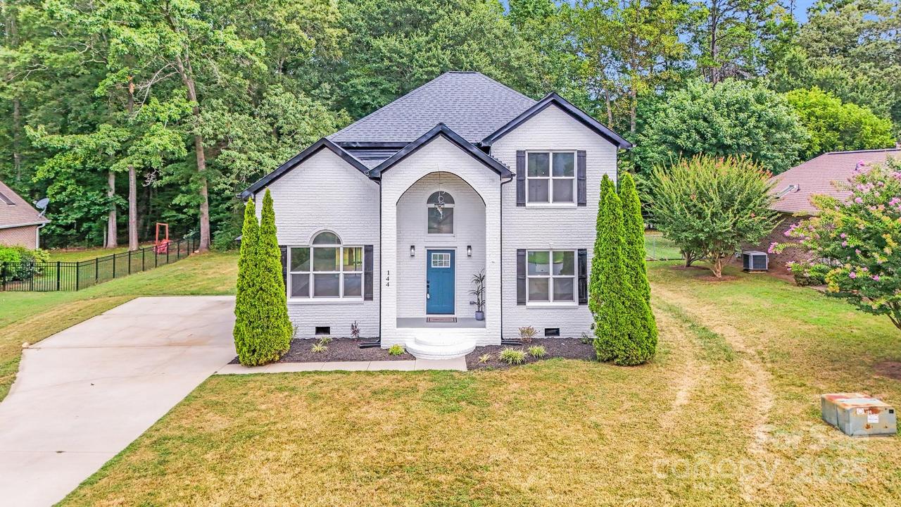 144 Walking Horse Run, Stanley, NC 28164