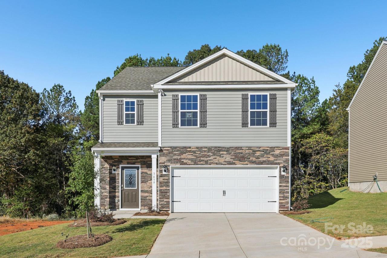 3659 Maxwell Henry Ln., Conover, NC 28613