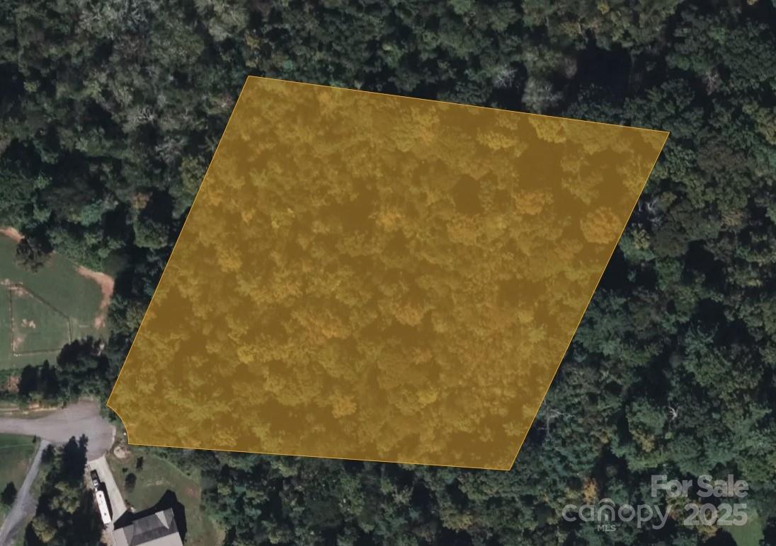 School House Ct., Morganton, NC 28655