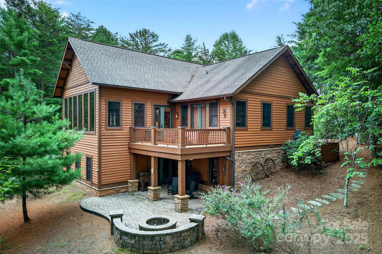 1077 Ten Whigs Ridge #35, Nebo, NC 28761