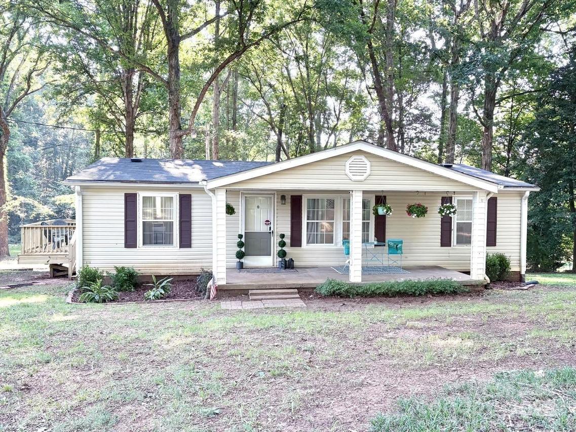15900 Hubbard Rd., Huntersville, NC 28078