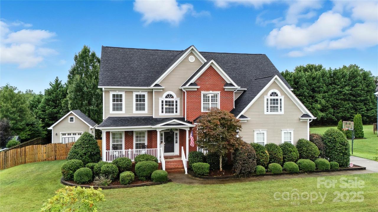 9901 Candlehill Dr., Mint Hill, NC 28227