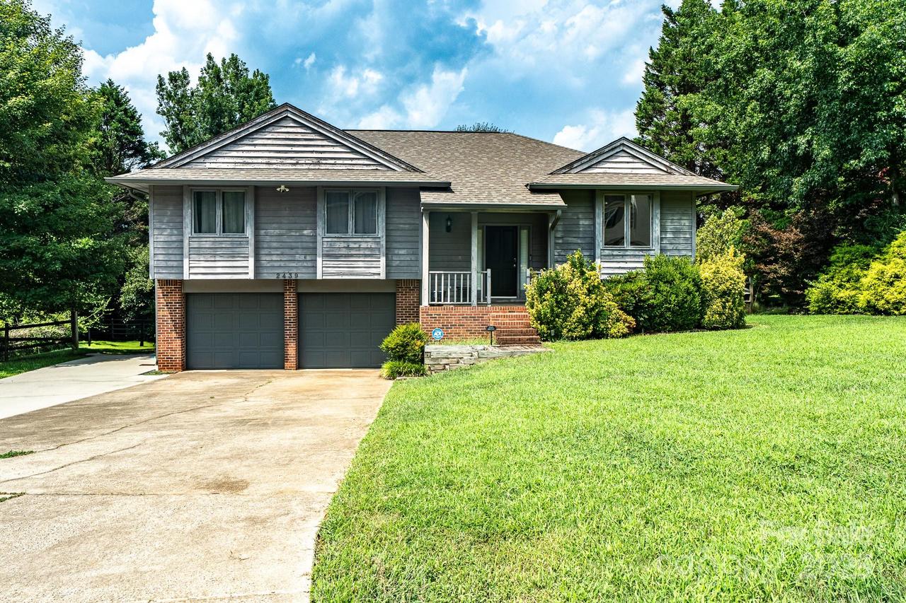 2439 36th Ave., Hickory, NC 28601