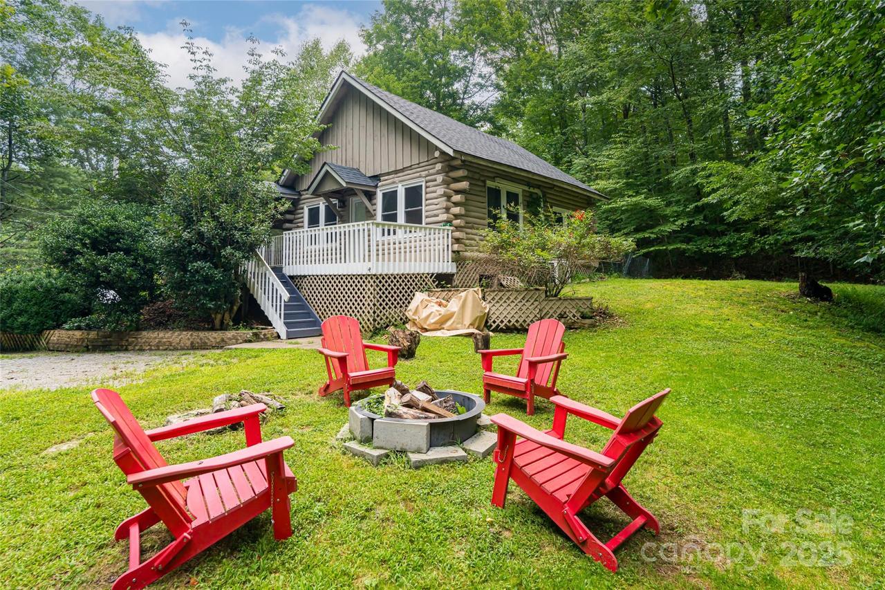 49 & 51 Mayapple Ln., Brevard, NC 28712