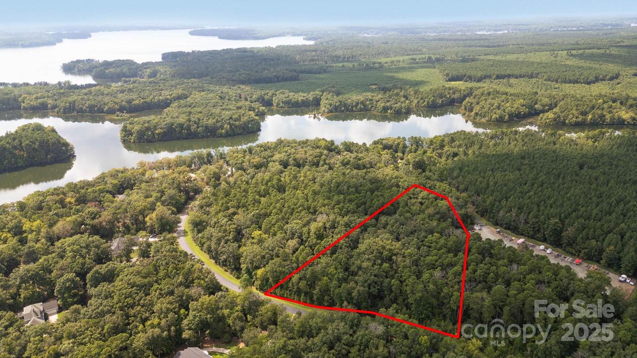 288 Emerald Isle Ct., Lexington, NC 27292