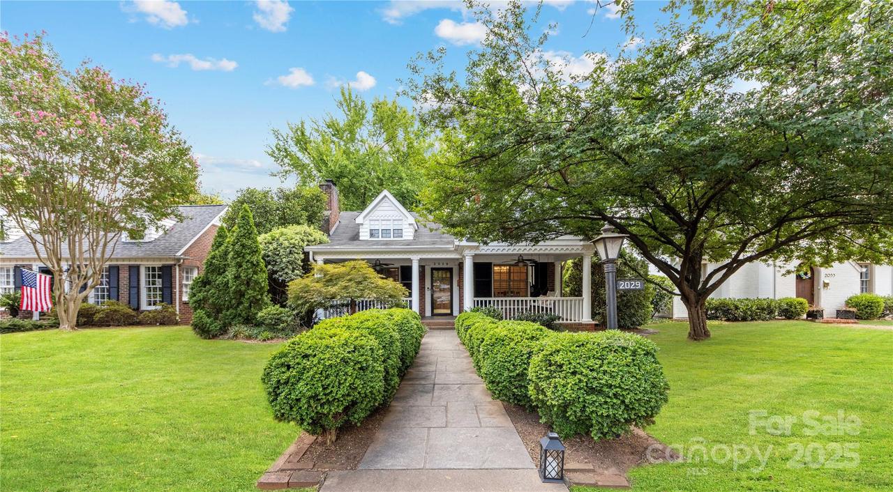 2029 Charlotte Dr., Charlotte, NC 28203