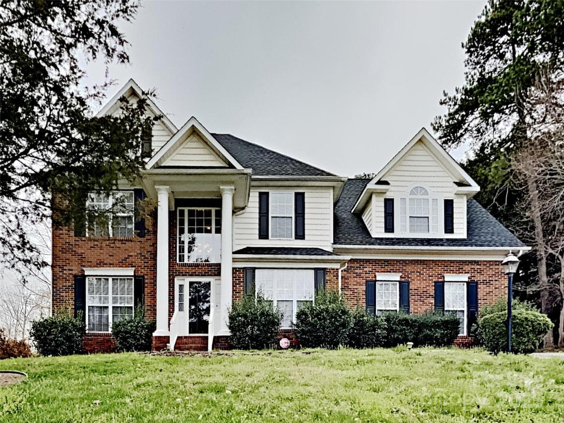 184 Rocky Knoll Ct., Denver, NC 28037