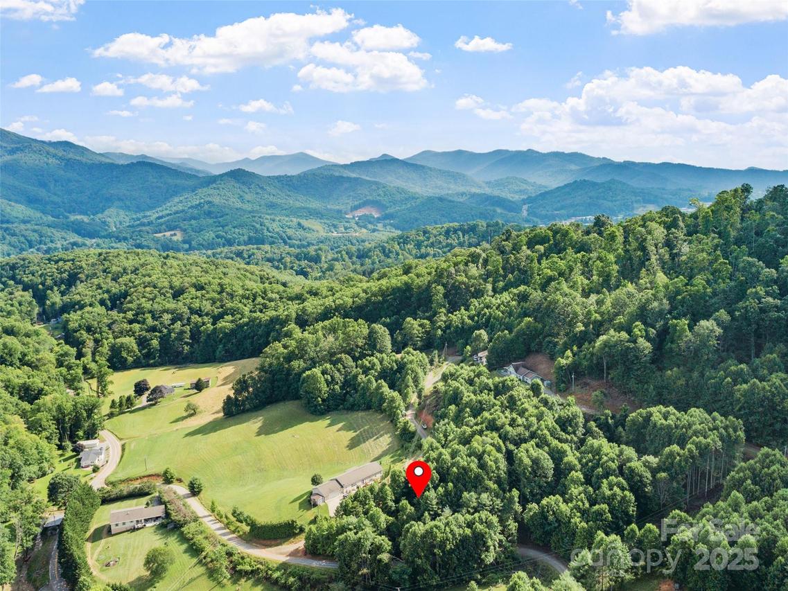 Majestic Mountain Dr., Burnsville, NC 28714