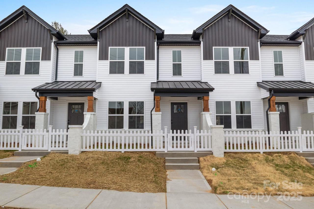 237 E Rice St. #10, Landis, NC 28088