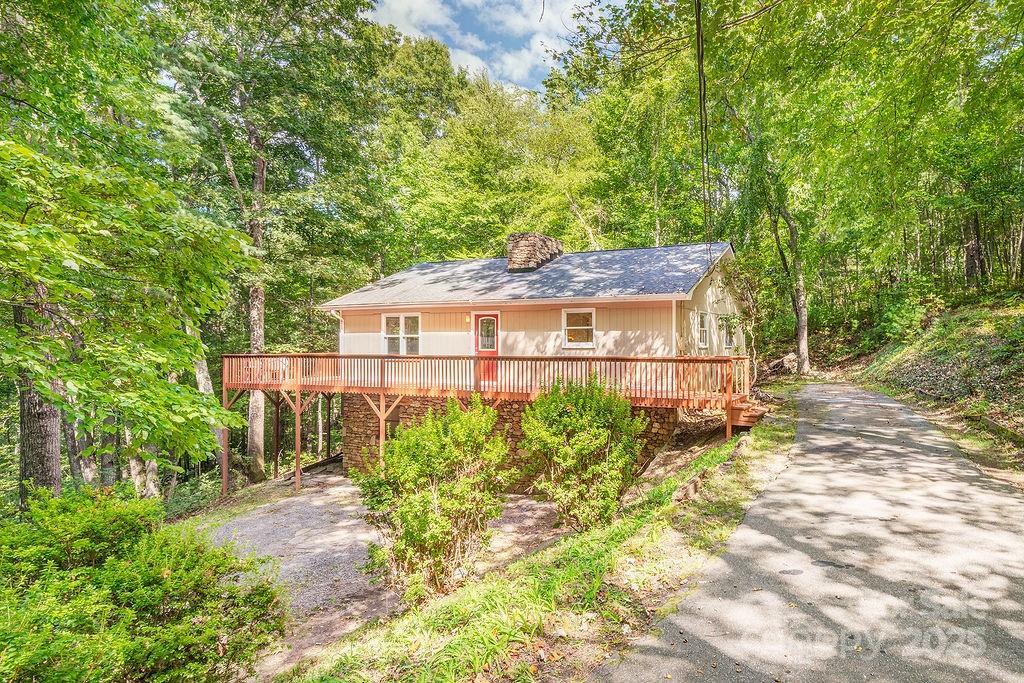 200 Sunset Dr., Black Mountain, NC 28711
