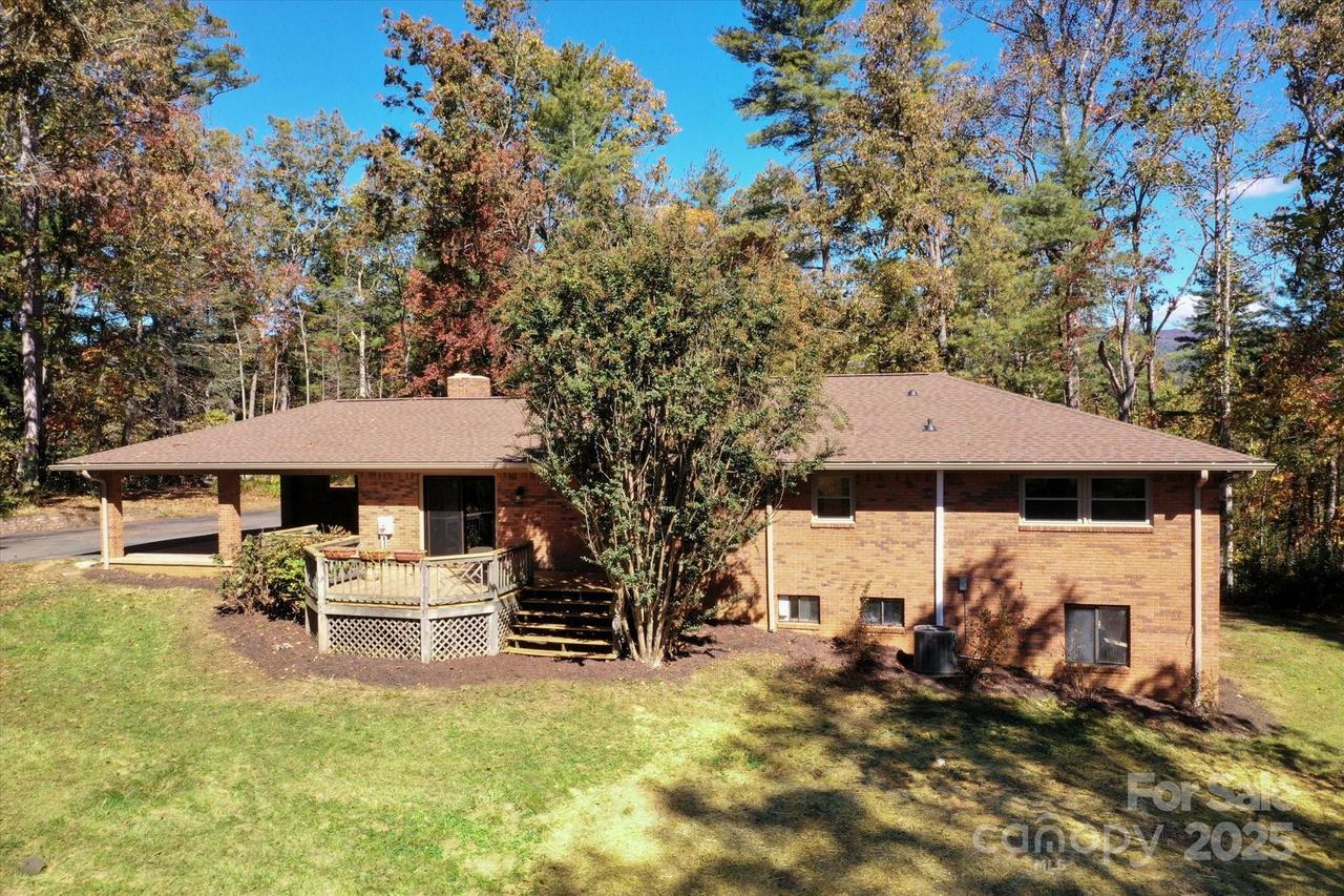 90 Joe Jenkins Rd., Fairview, NC 28730
