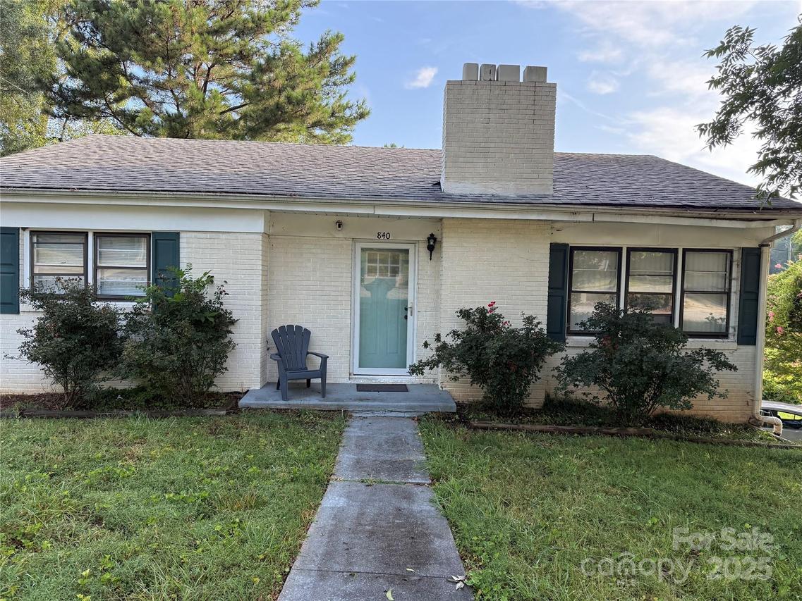 840 W Garrison Blvd., Gastonia, NC 28052
