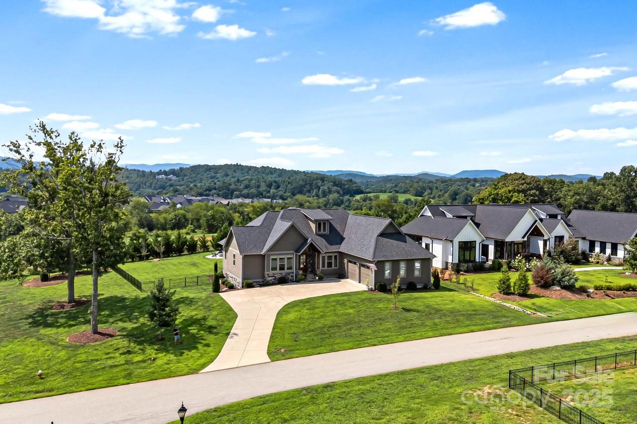 163 Samuel Dr., Mills River, NC 28759