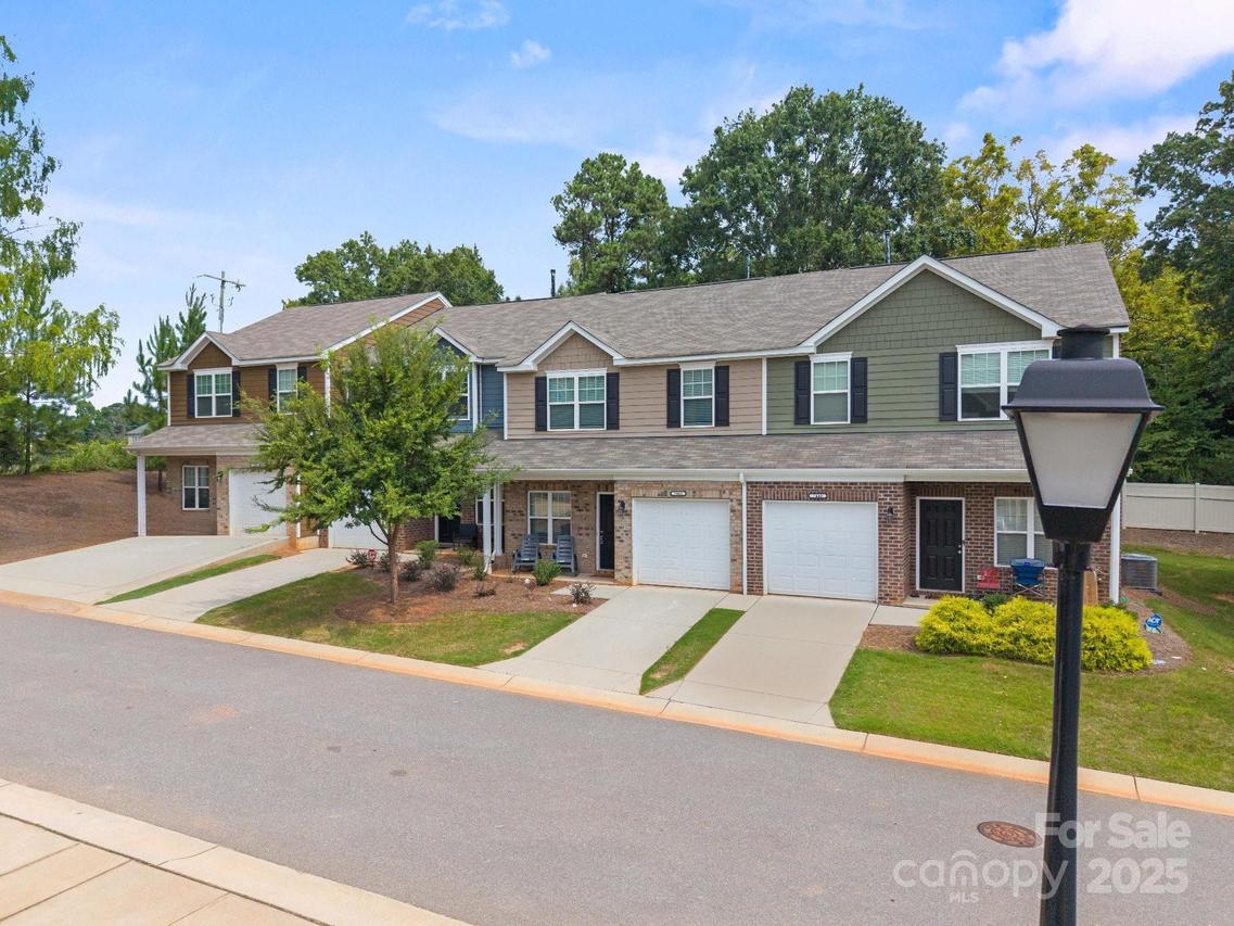 7444 Sienna Heights Pl., Charlotte, NC 28213