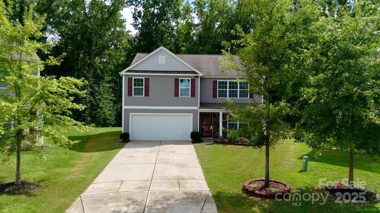 2815 Tancor Ct., Charlotte, NC 28269