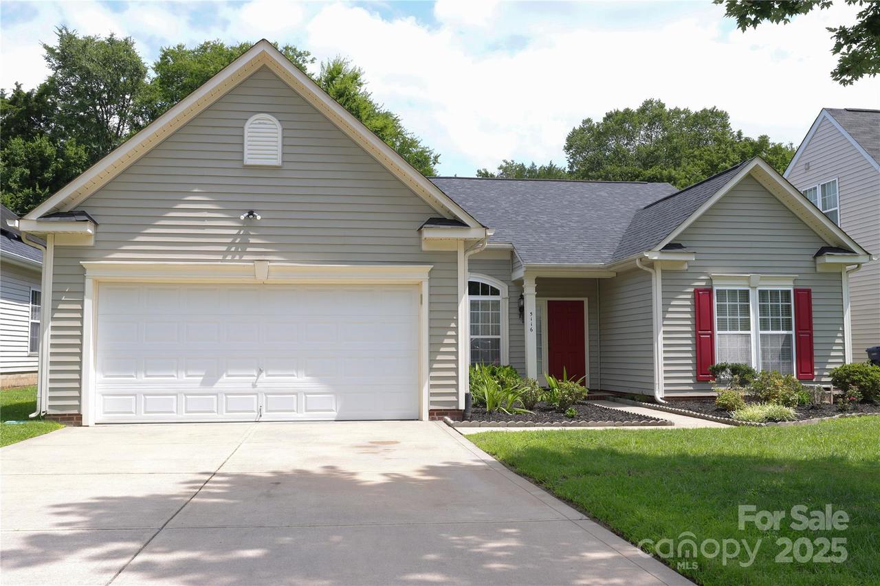5116 Sunburst Ln., Charlotte, NC 28213