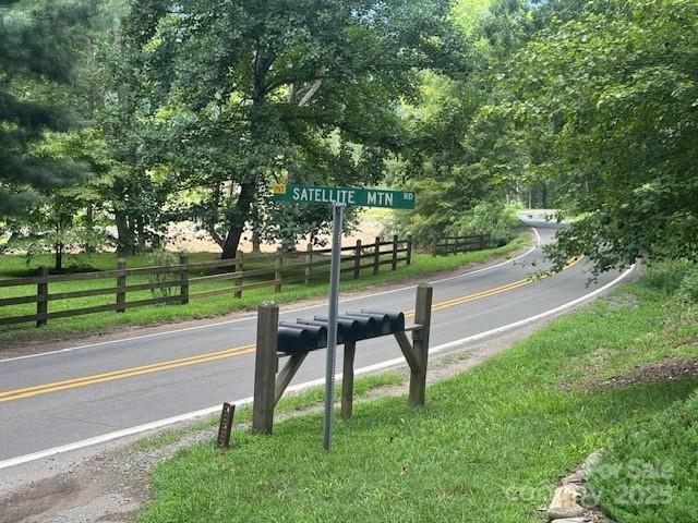 000 N Satellite Mountain Rd., Burnsville, NC 28714