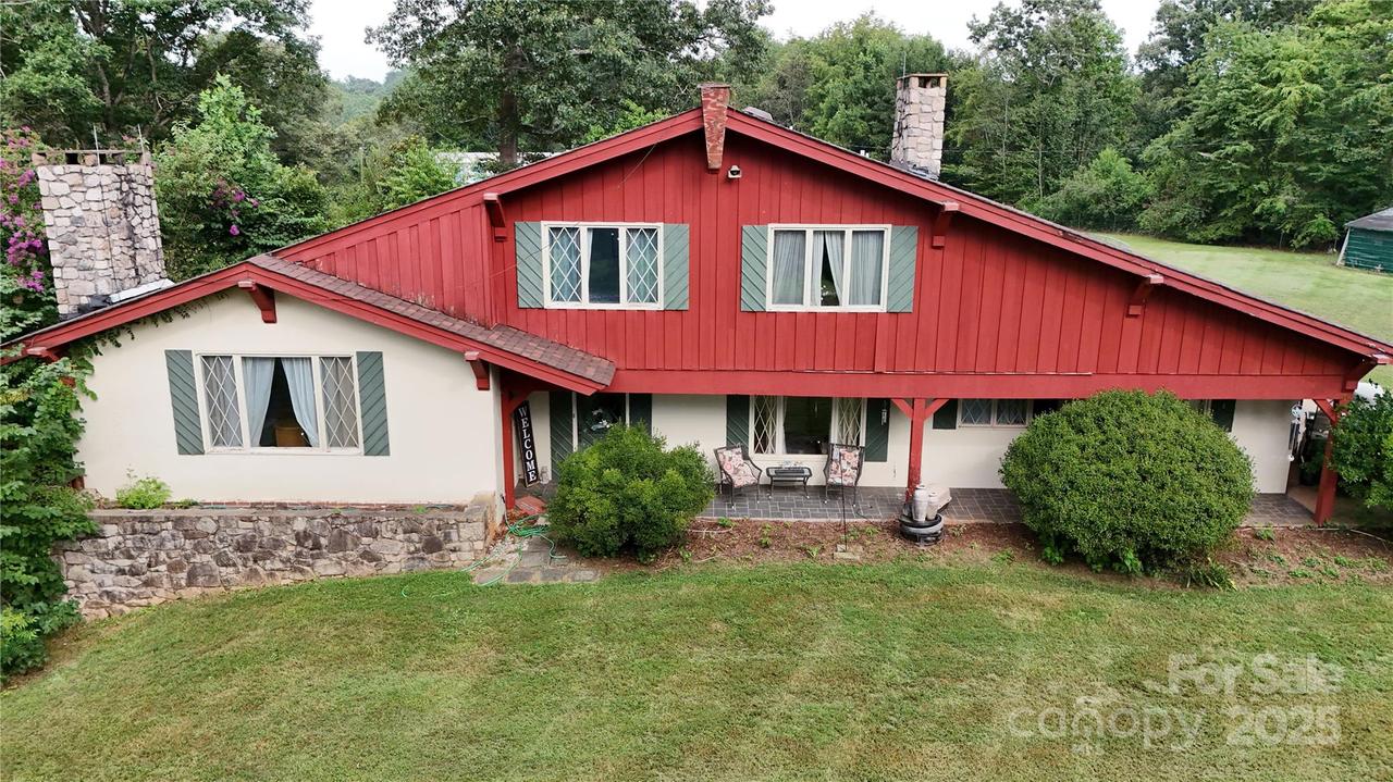 2285 Tarheel Pl., Lenoir, NC 28645