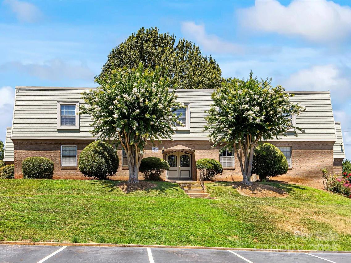 2616 Park Rd. #B, Charlotte, NC 28209