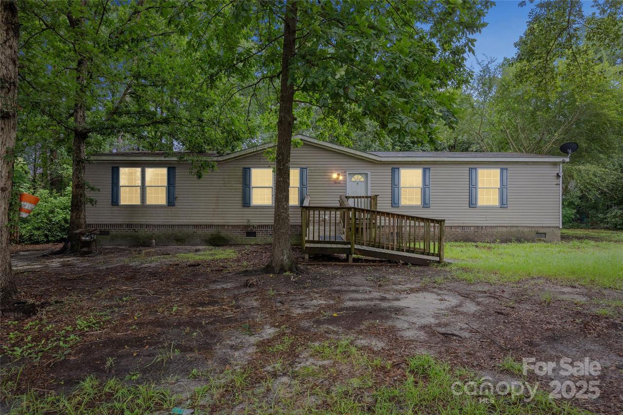 4066 General Howe Hwy., Riegelwood, NC 28456