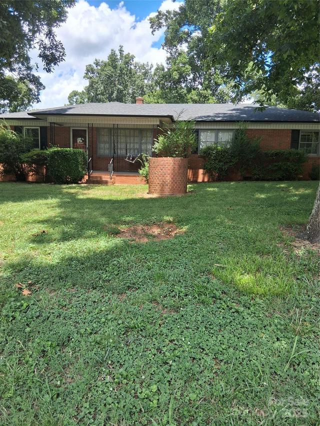 2441 Country Club Rd., Lincolnton, NC 28092
