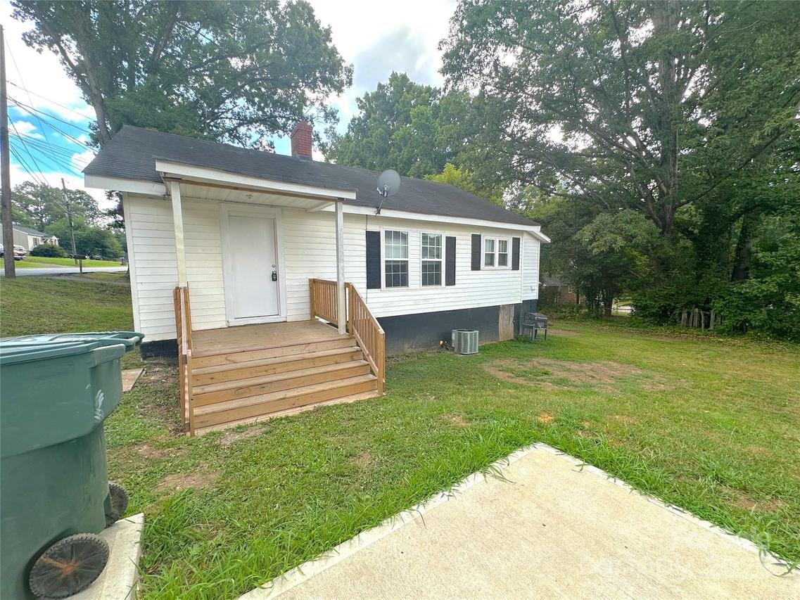 815 S Weldon St., Gastonia, NC 28052