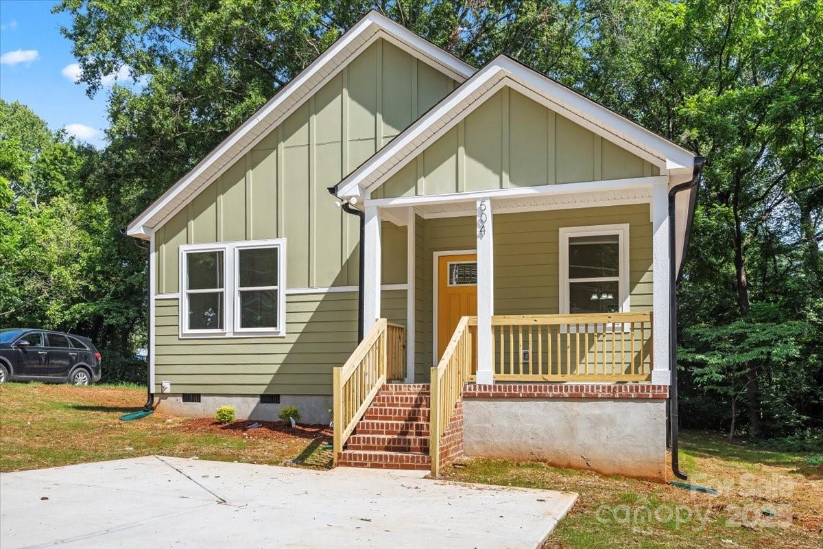 504 Fayetteville Ave., Statesville, NC 28677