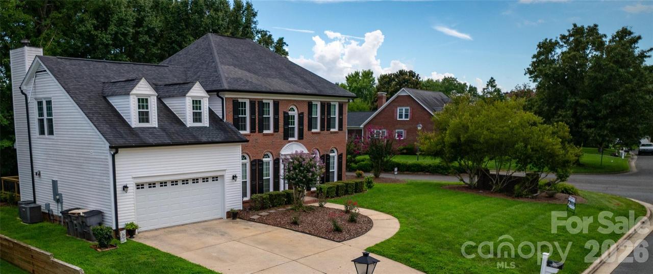 2605 Lamplighter Dr., Kannapolis, NC 28081