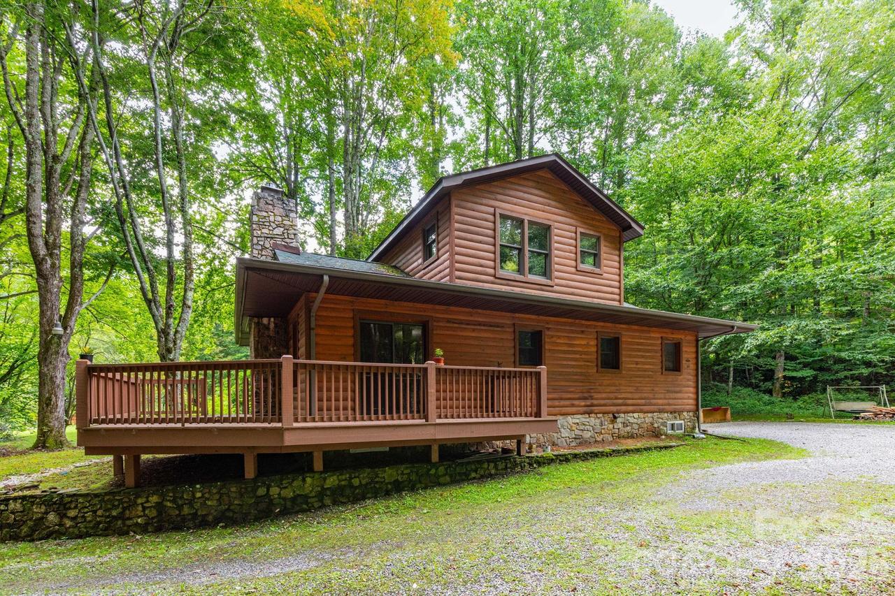 107 Cabin Fever Tr., Maggie Valley, NC 28751