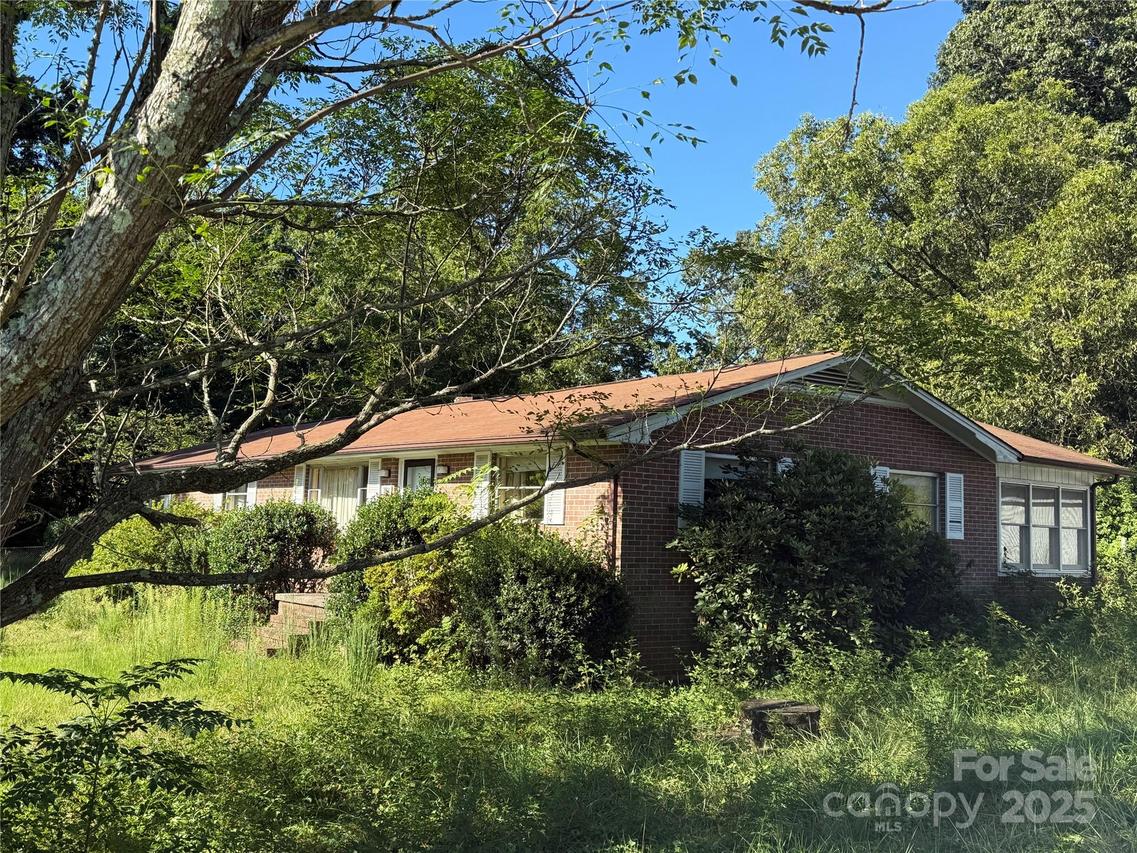 4135 17th St., Hickory, NC 28601