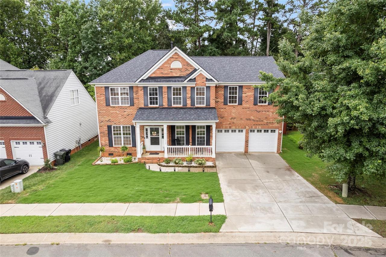 1432 Bedlington Dr., Charlotte, NC 28269