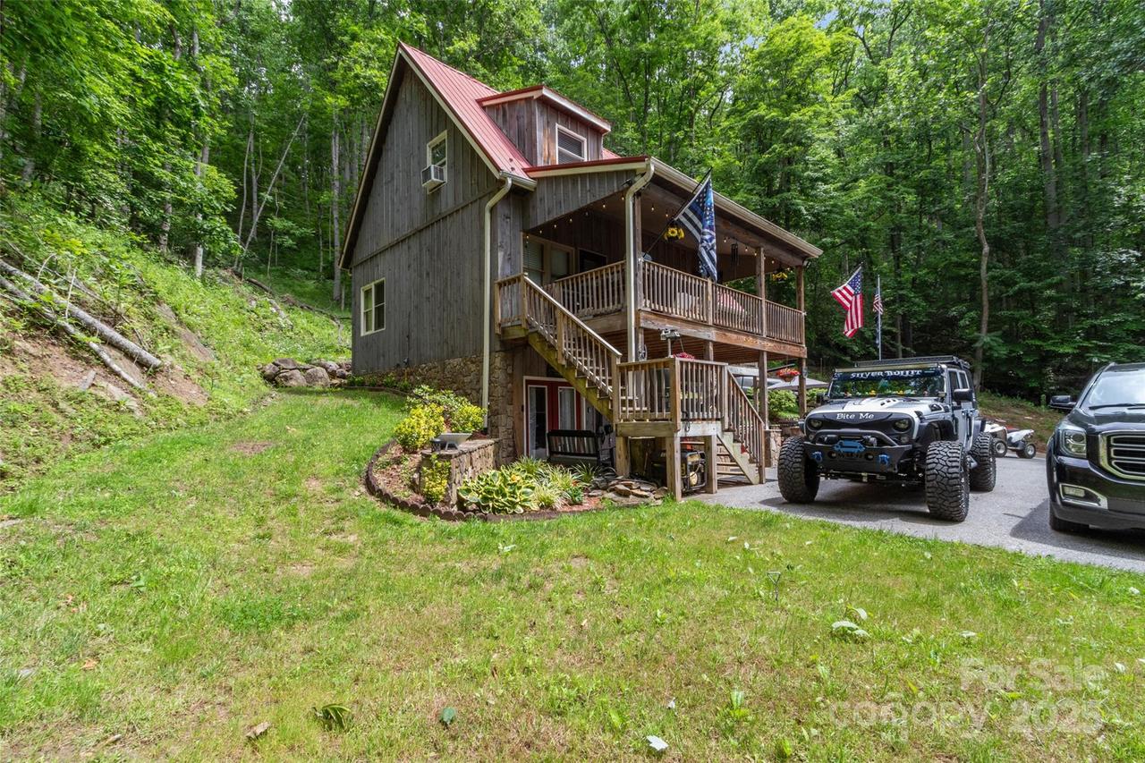 80 Ferguson Ln., Bakersville, NC 28705