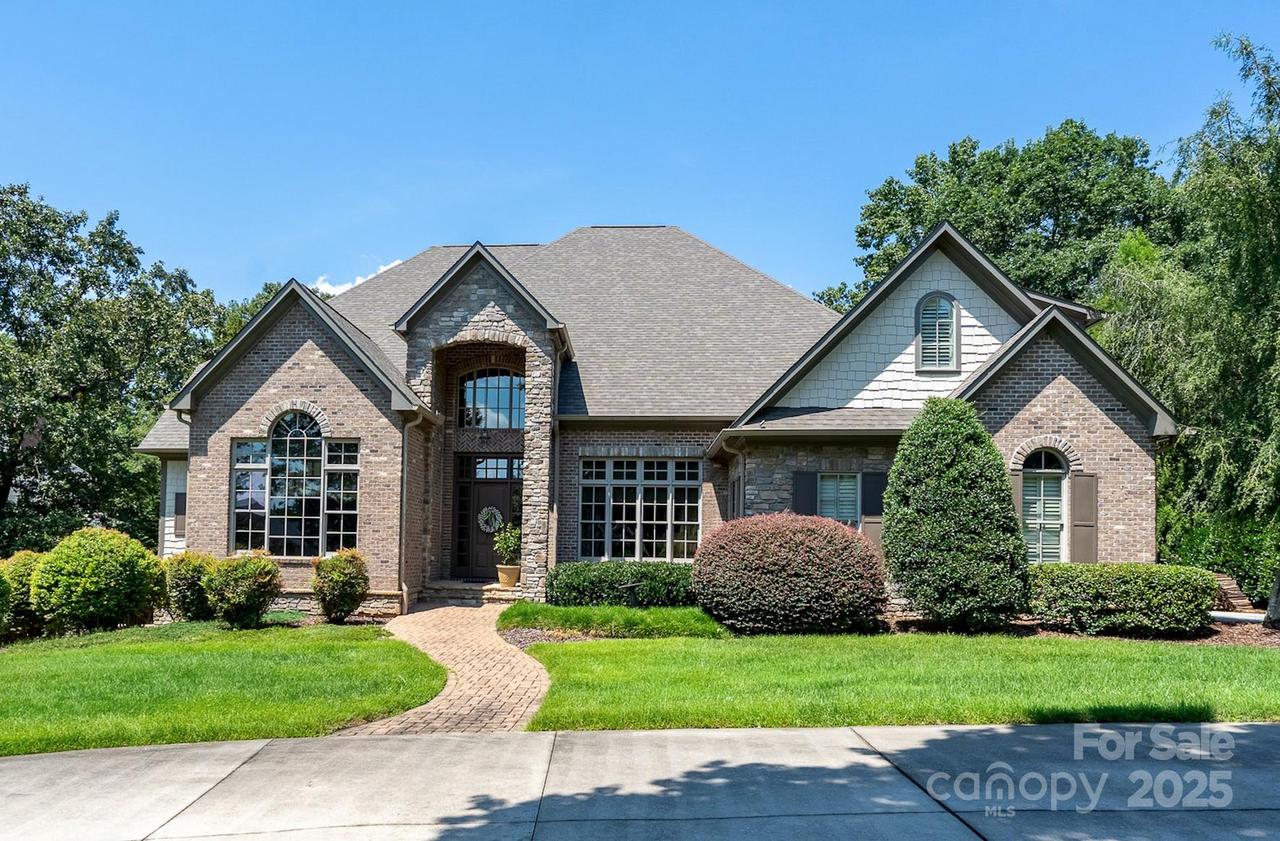 123 Stonebridge Dr., New London, NC 28127